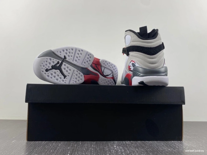 Jordan Bugs (2013) Bunny 8 305381-103 Retro Air 0721